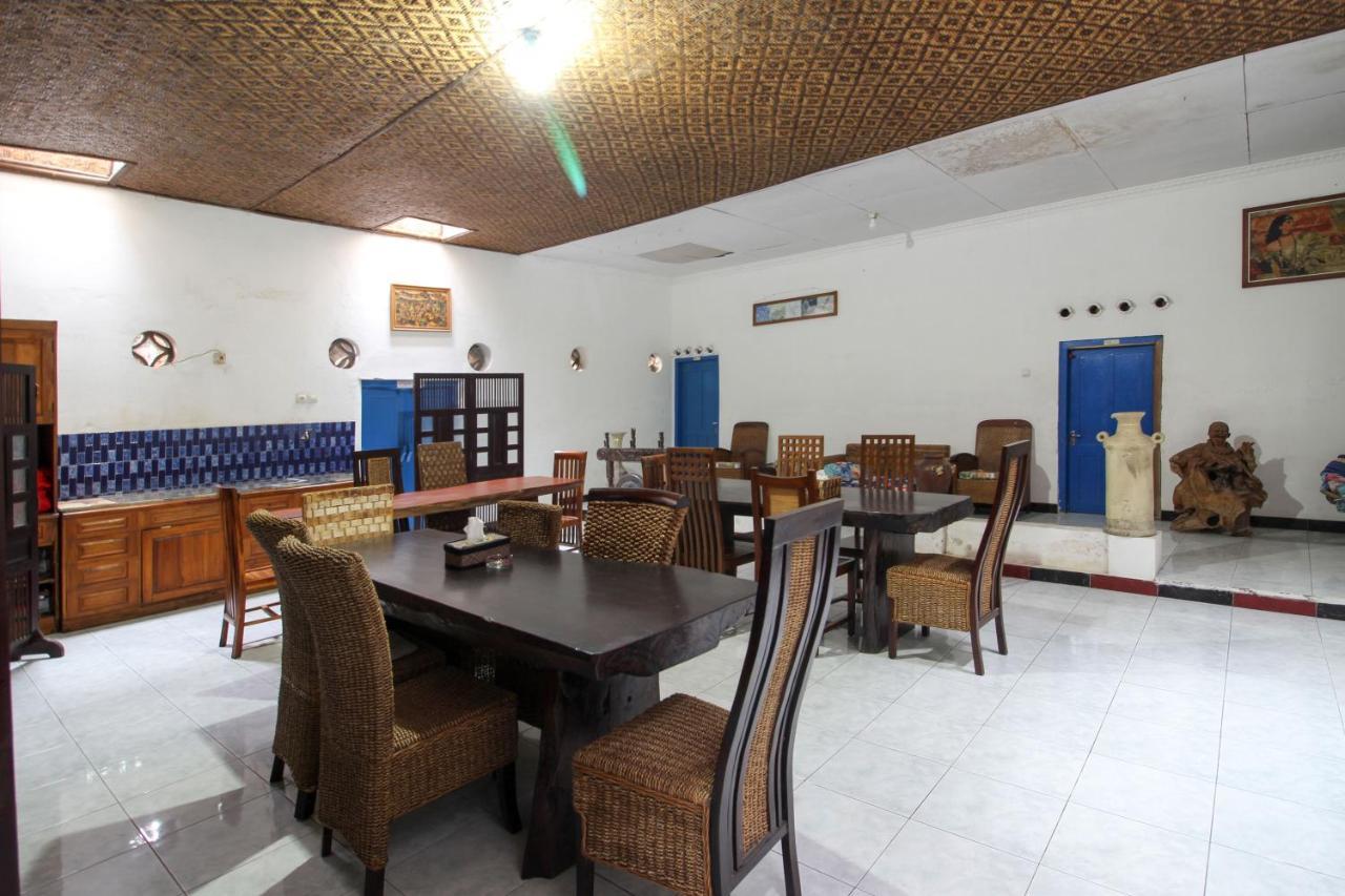 Reddoorz Near Rumah Sakit Wirosaban Salakan Exterior photo